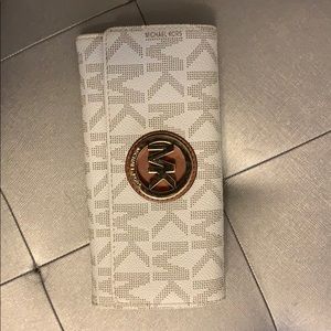 Michael Kors wallet